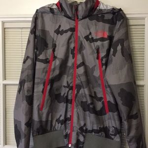 Men’s North Face gray camo hooded jacket